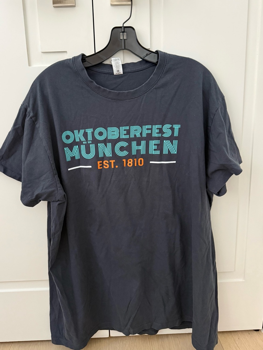 Oktoberfest Munchen Navy/Gray Graphic Tee